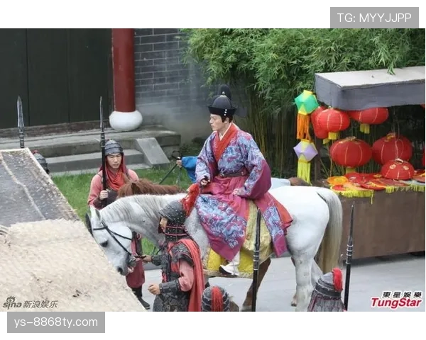 杨威家里到底有多豪？听说他洗衣服都得专人伺候，你信不？